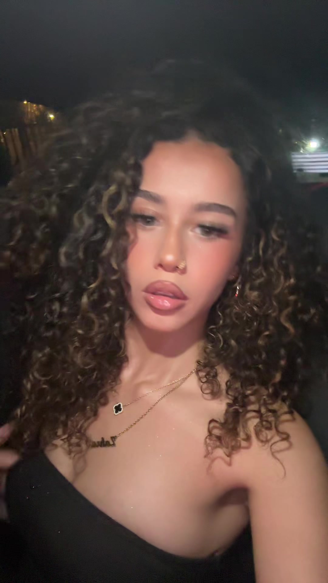 @ZH