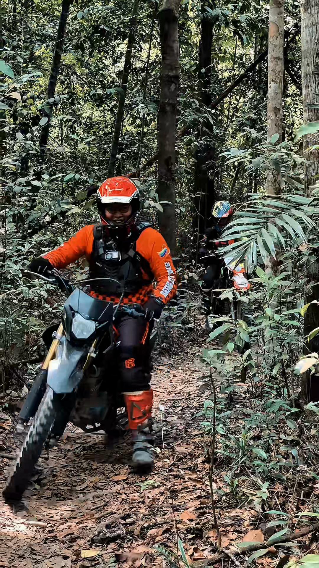 @Batam Dirt Bike Tour