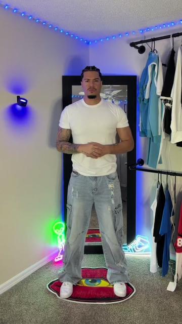 @Ari