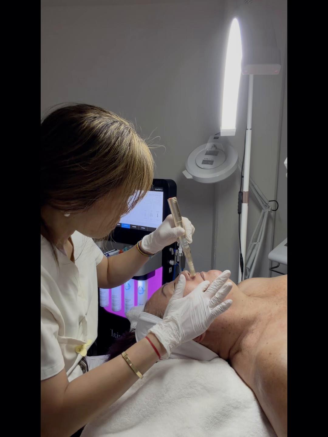 @asianwaxcenter2015