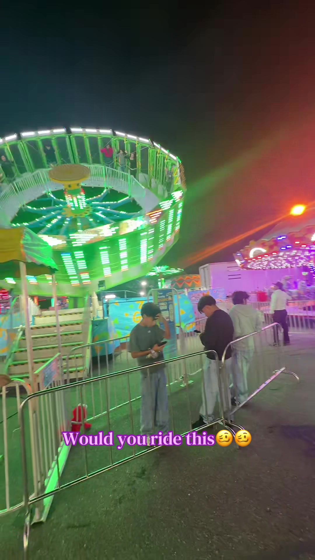 @Qui’s world 🌎 💕💜🦋