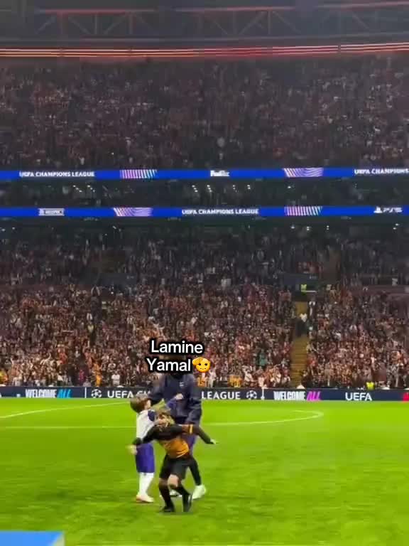 @absolutemessi💥💙❤️