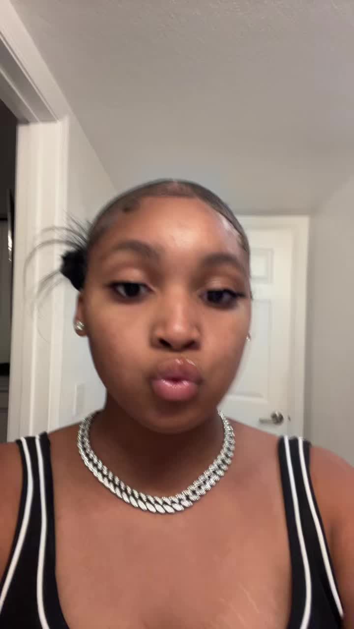 @👸🏼