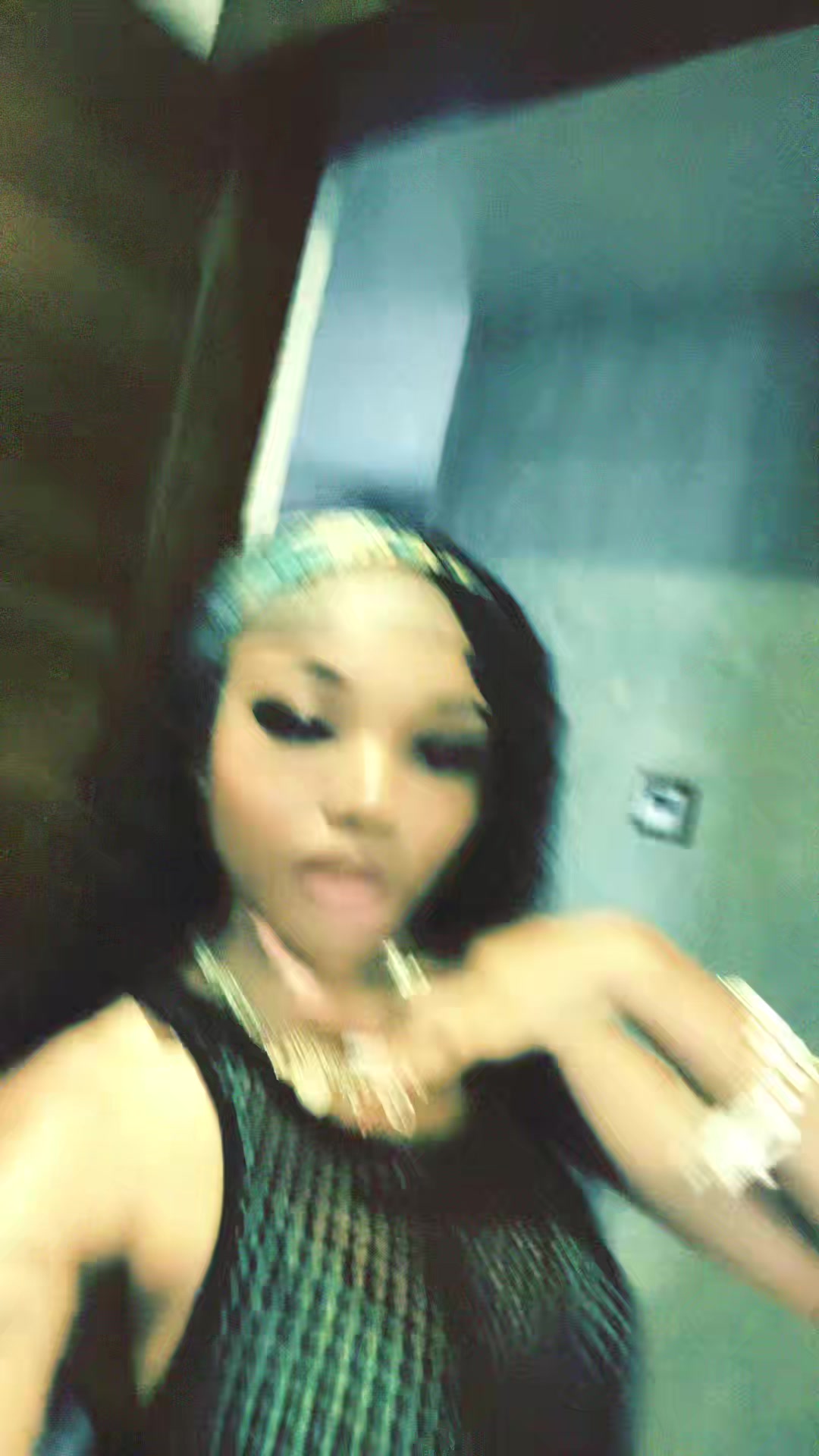 @QueenB