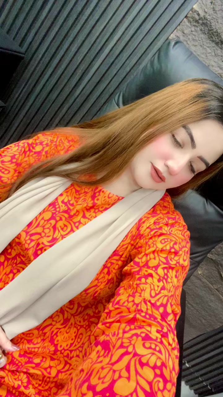 @Mahimalik🦋
