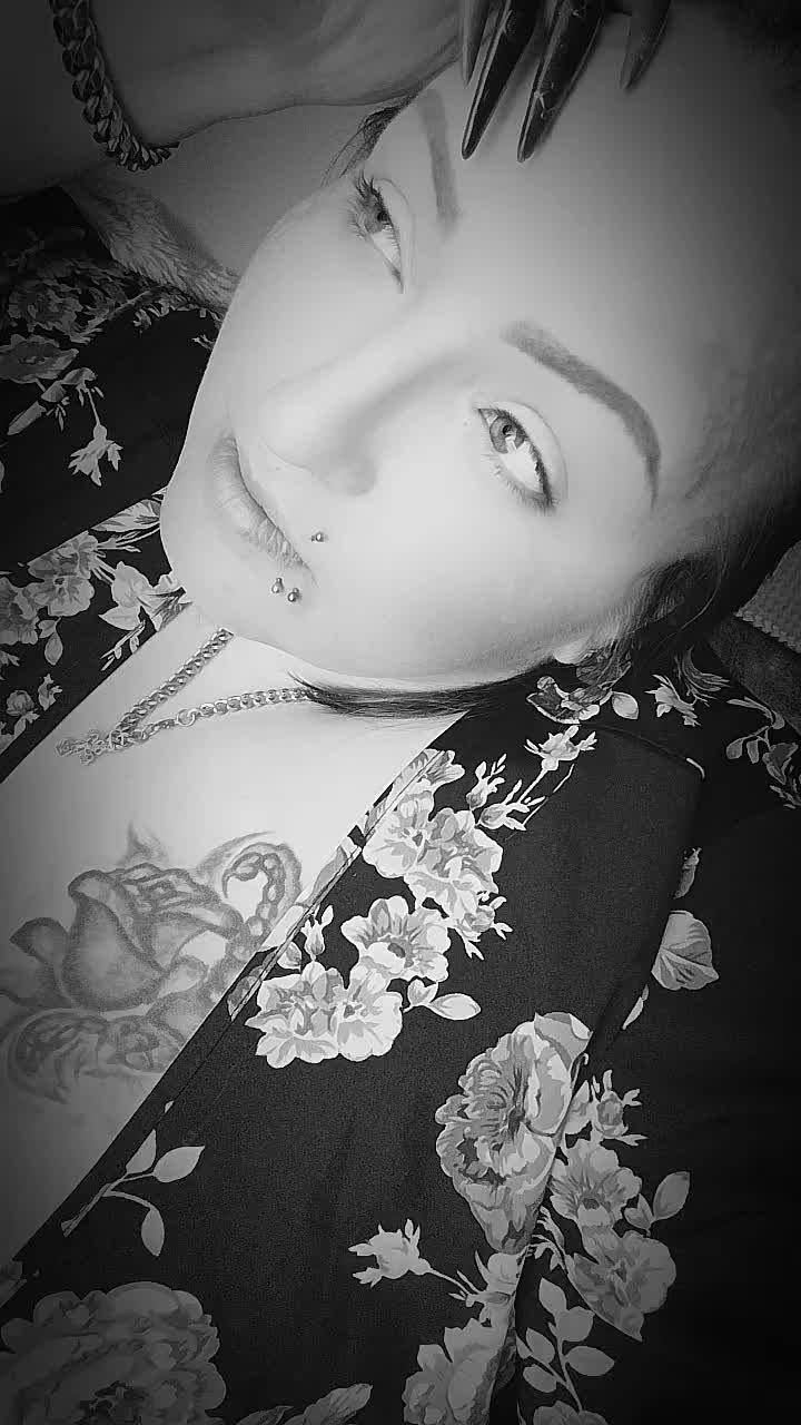 @&hearts;️Twoja_Mamka&hearts;️