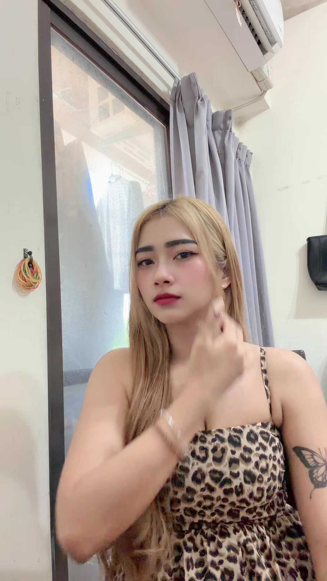 @小花⚘️🌹