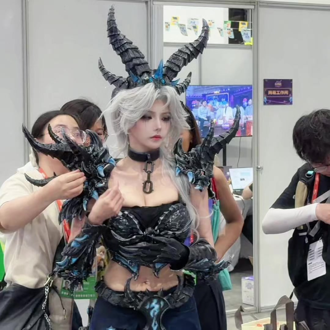 @Komori Cosplay Costume