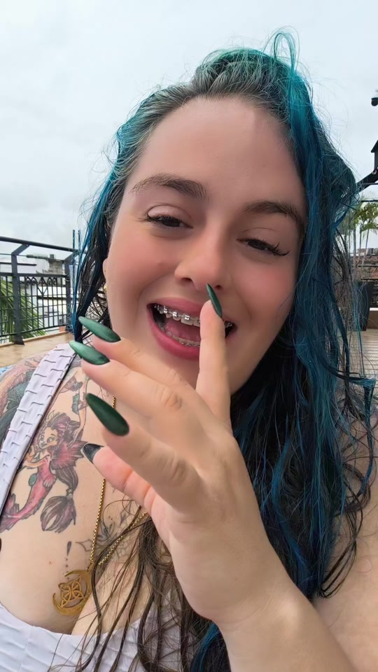 @Elena Benavides