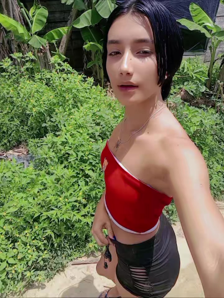 @Yilena🕷️