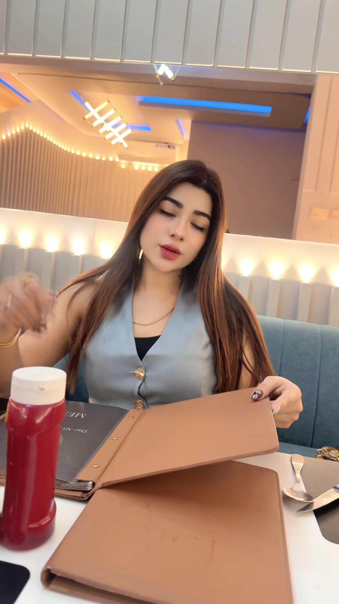 @zehra Baloch๐ฆโ๏ธ
