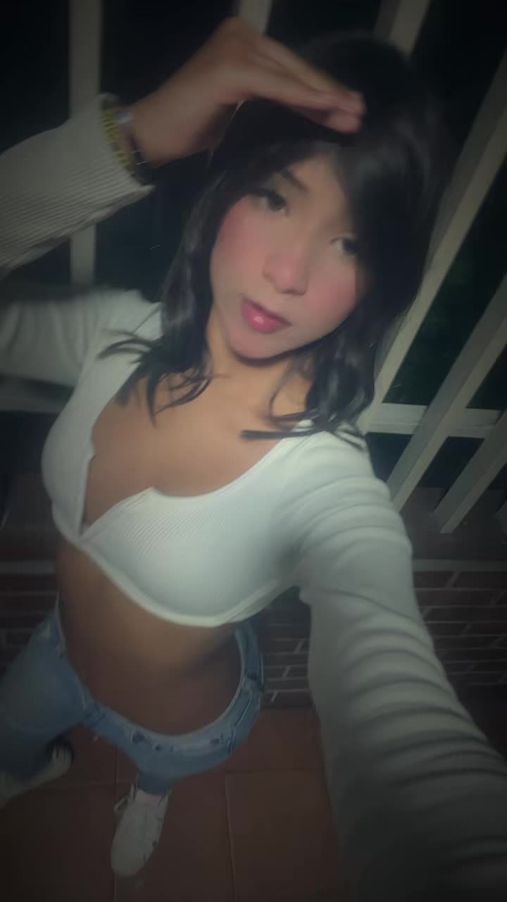 @𝒱𝒶𝓁.🖤💭💭
