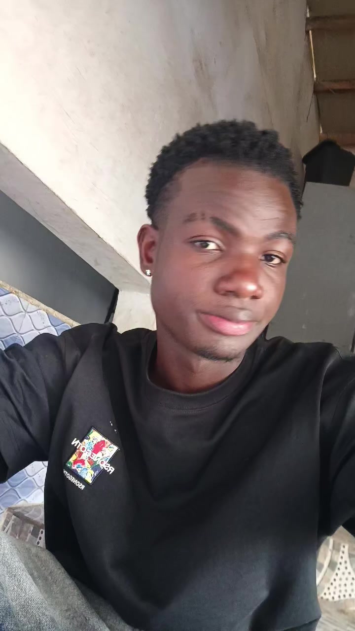@Dylan Doue🇨🇮❤🇧🇪