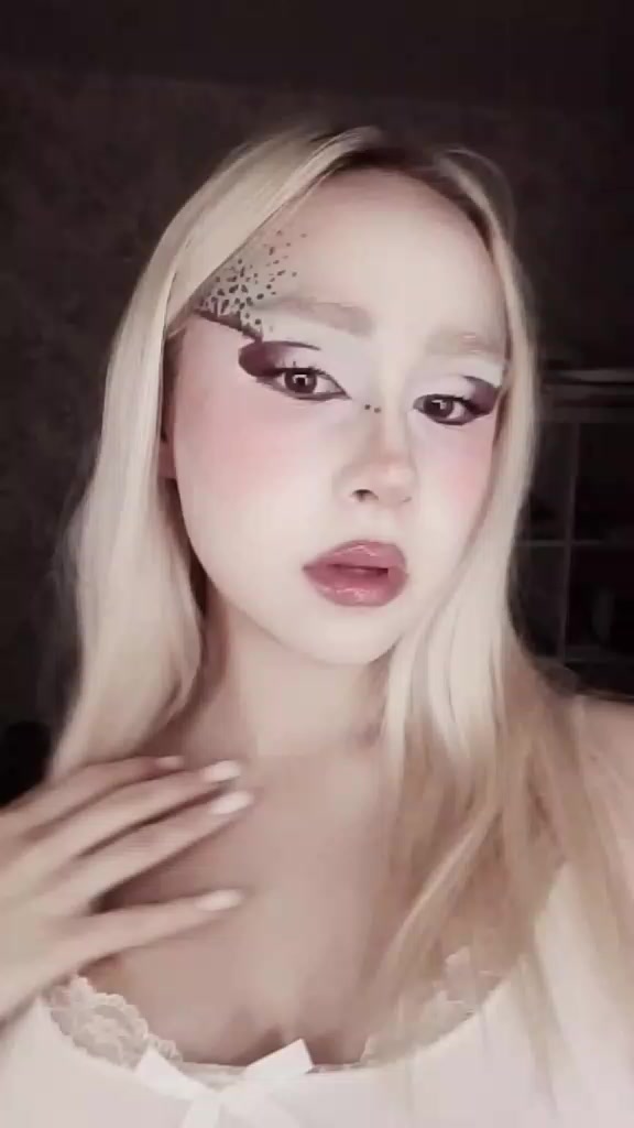 @нимфоманка
