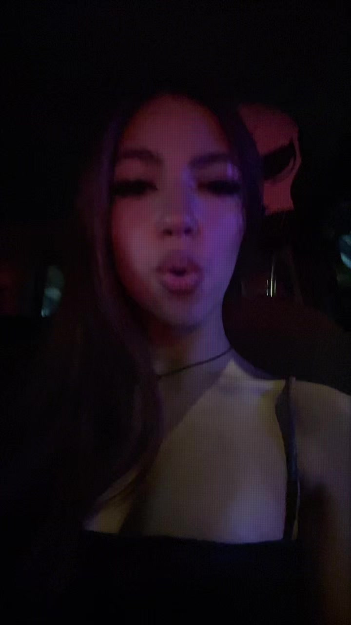 @a red🥰🍒🍒