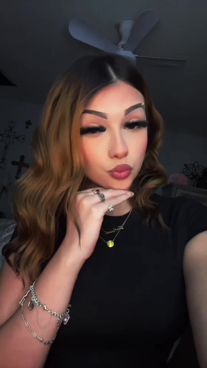 @Emi