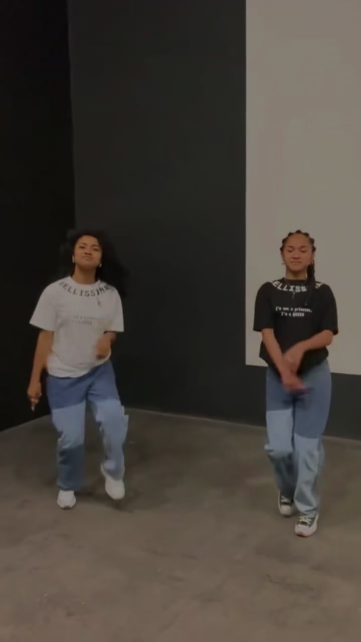 @Faniah&Taniah