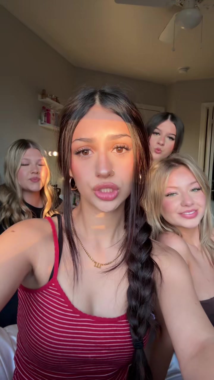 @sophiaaa💥