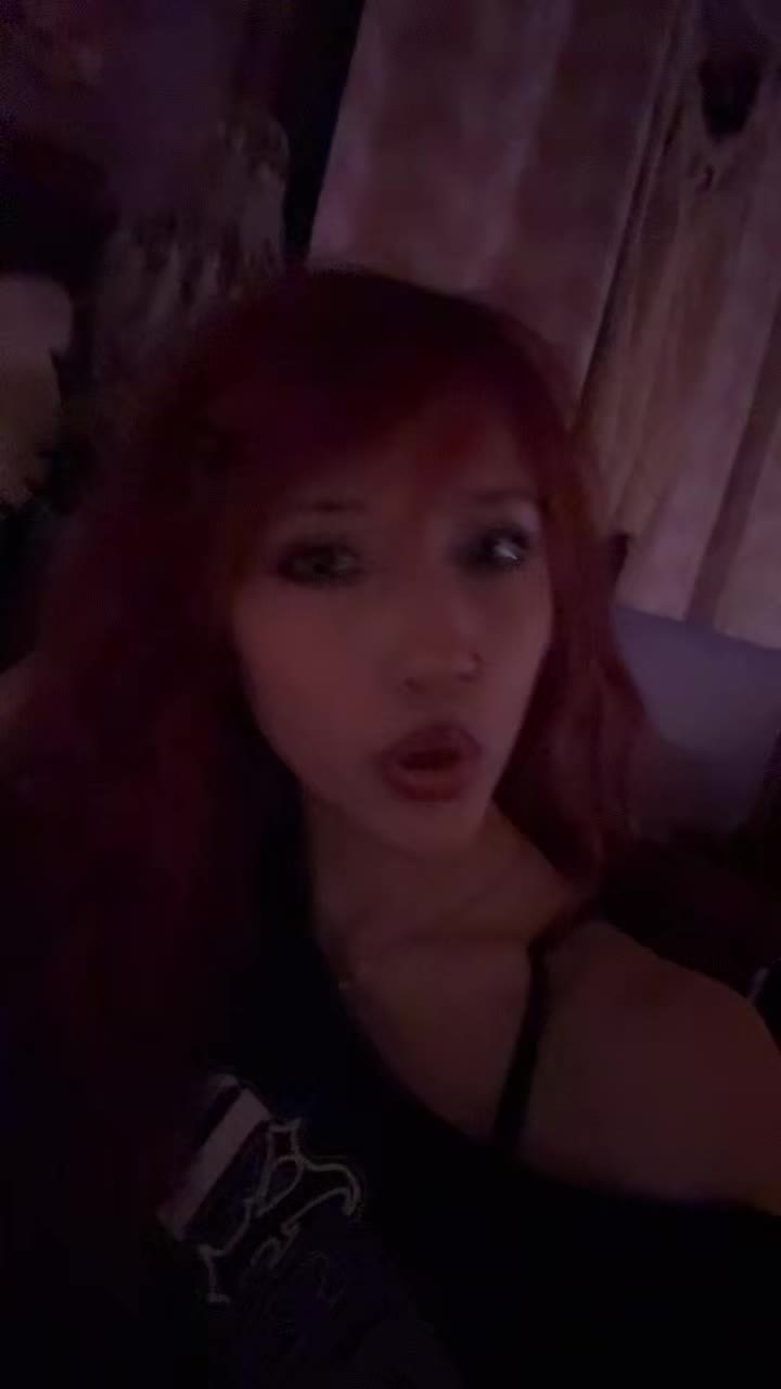 @🧛🏻♀️