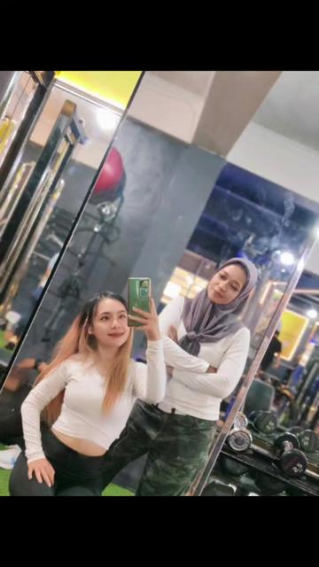 @RizkyRizQueen