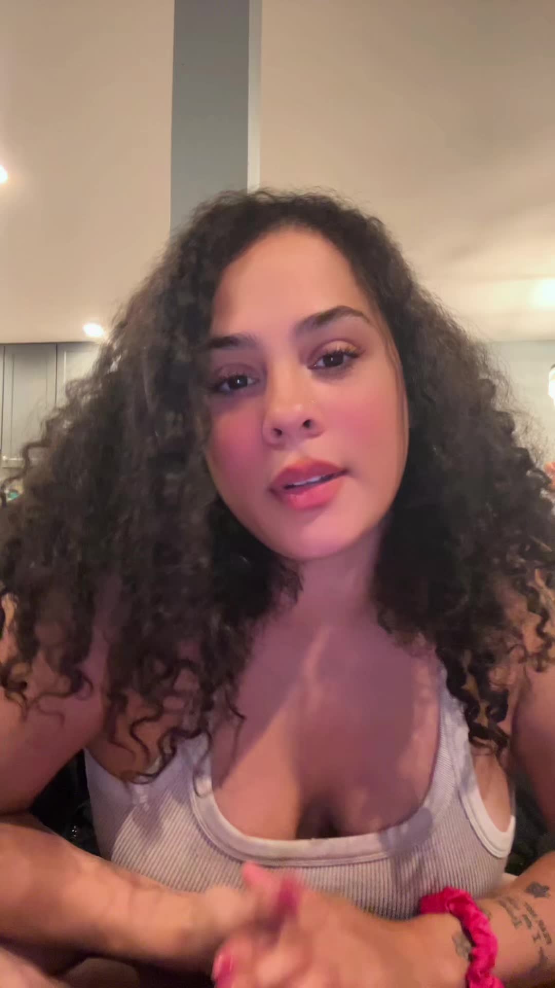 @EmillyTikToks