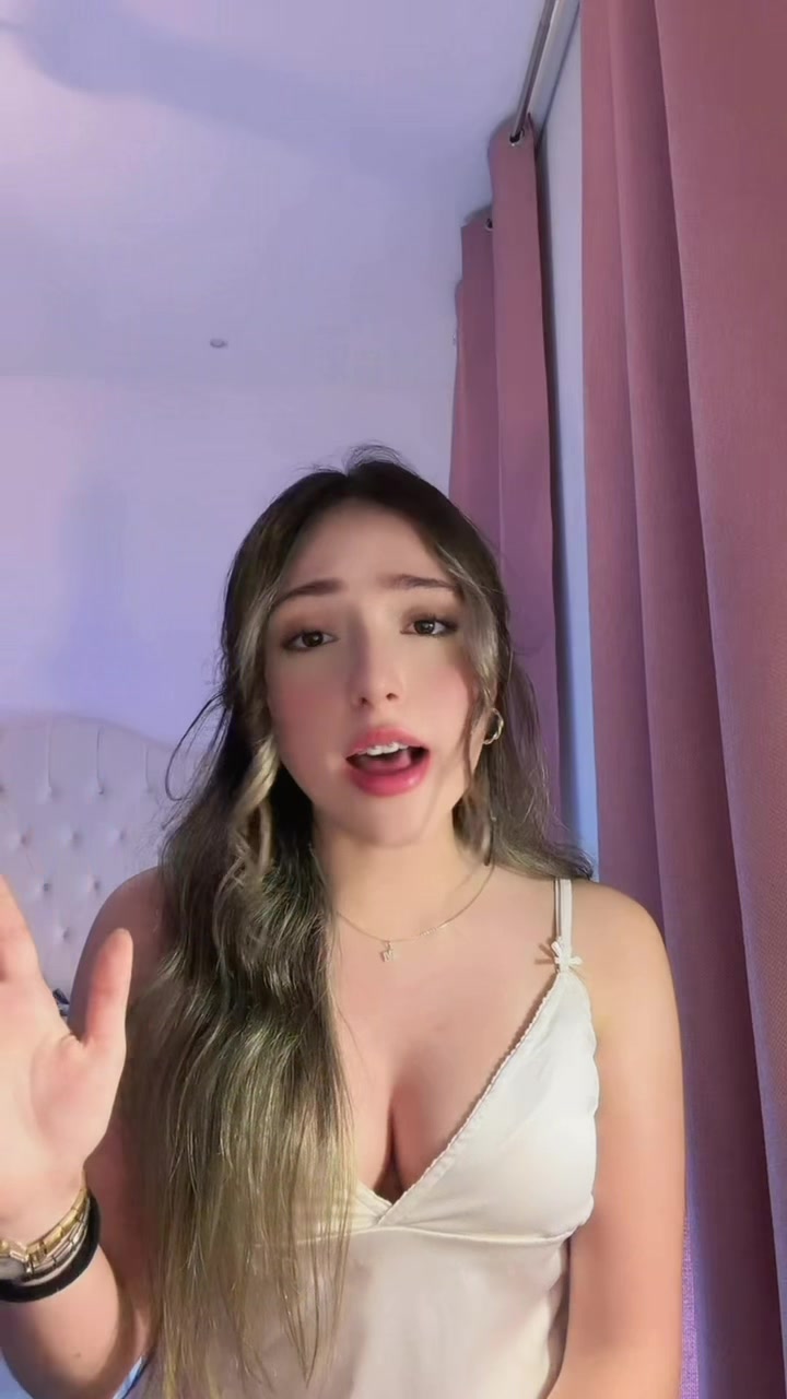 @michellekiwis