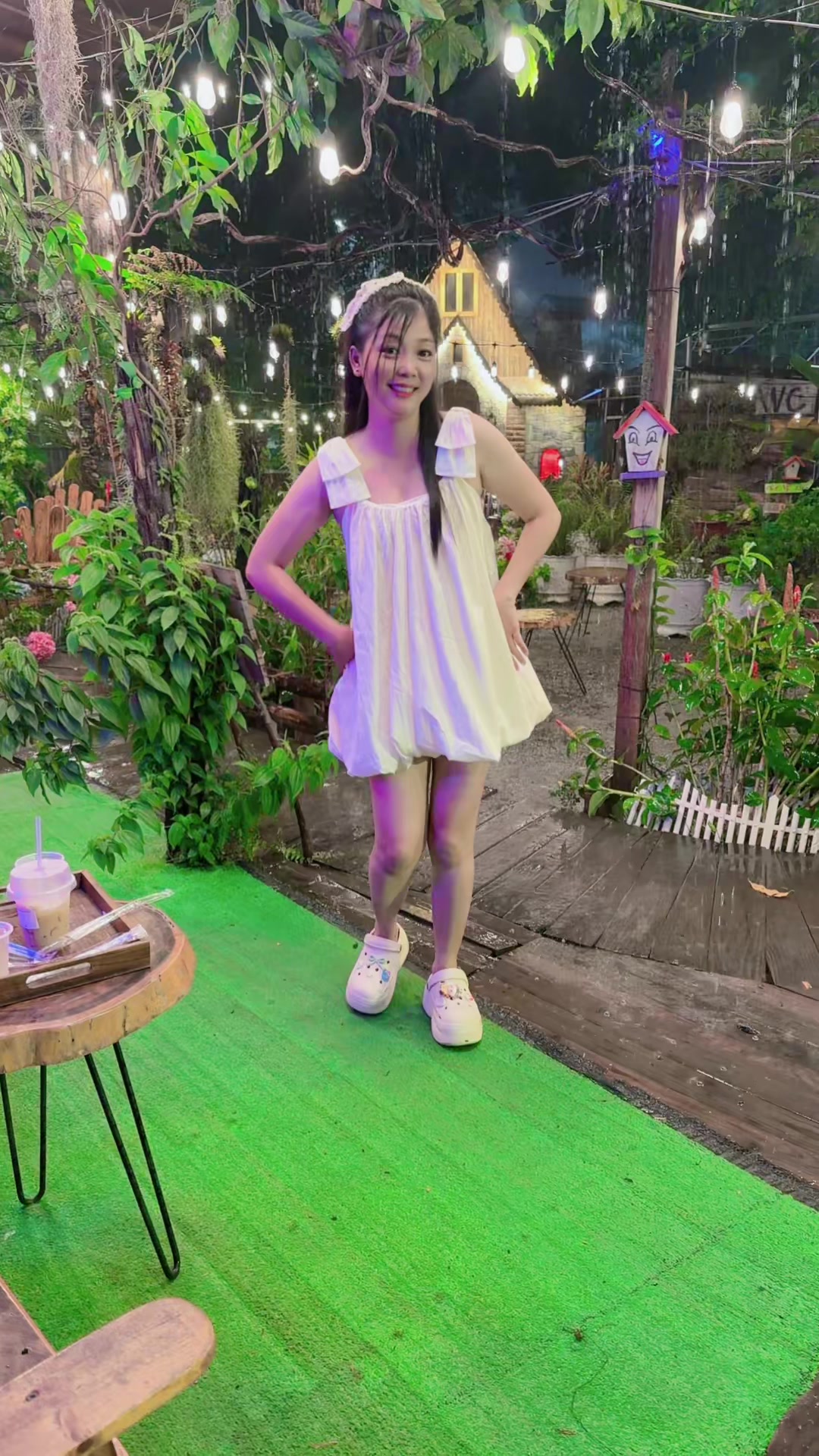 @💕Nga💕 bán hàng rong💕