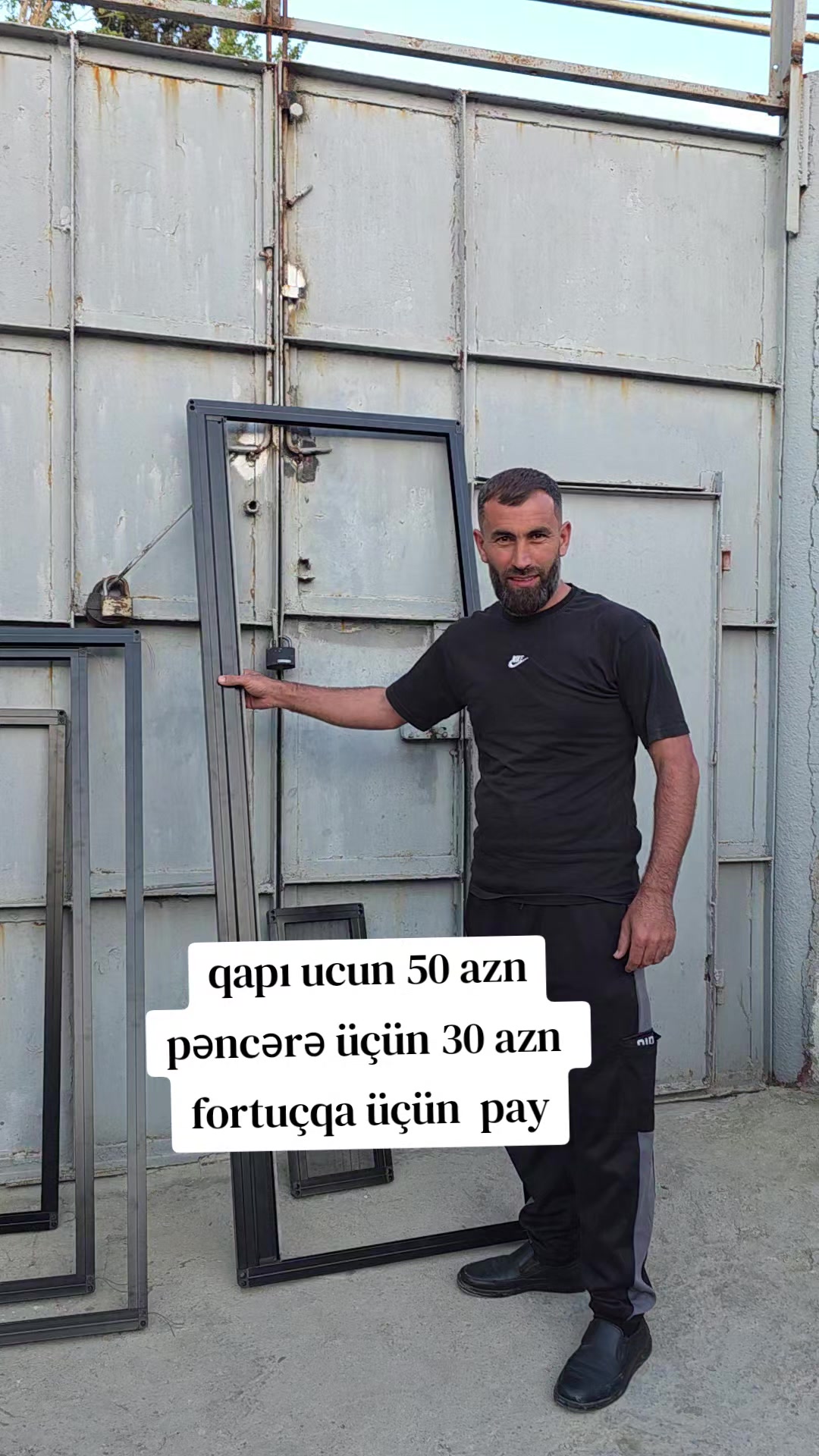 @Qapı satan oğlan