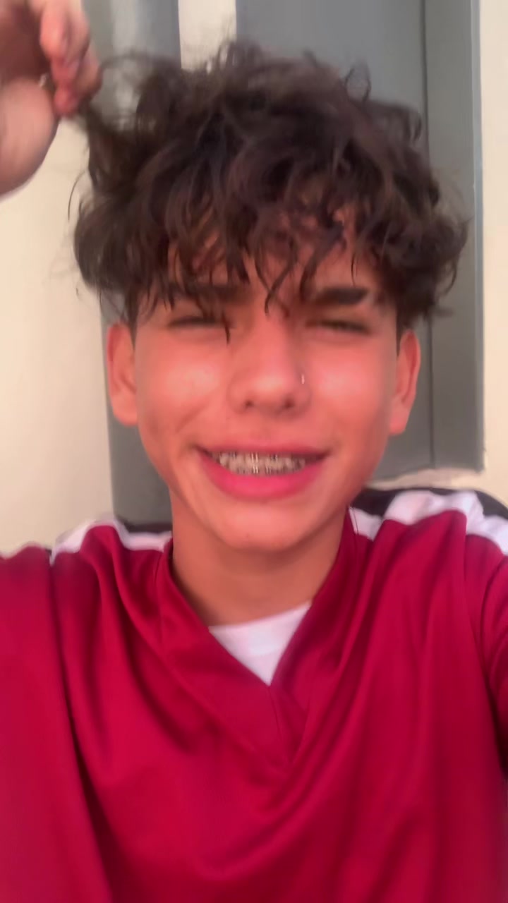 @Emaa 🦈