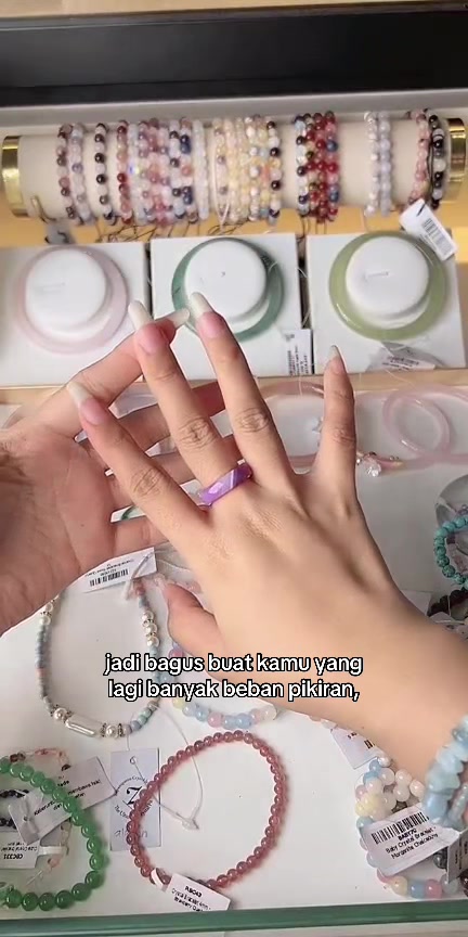 @Zupazupazuu Crystal Jewelery