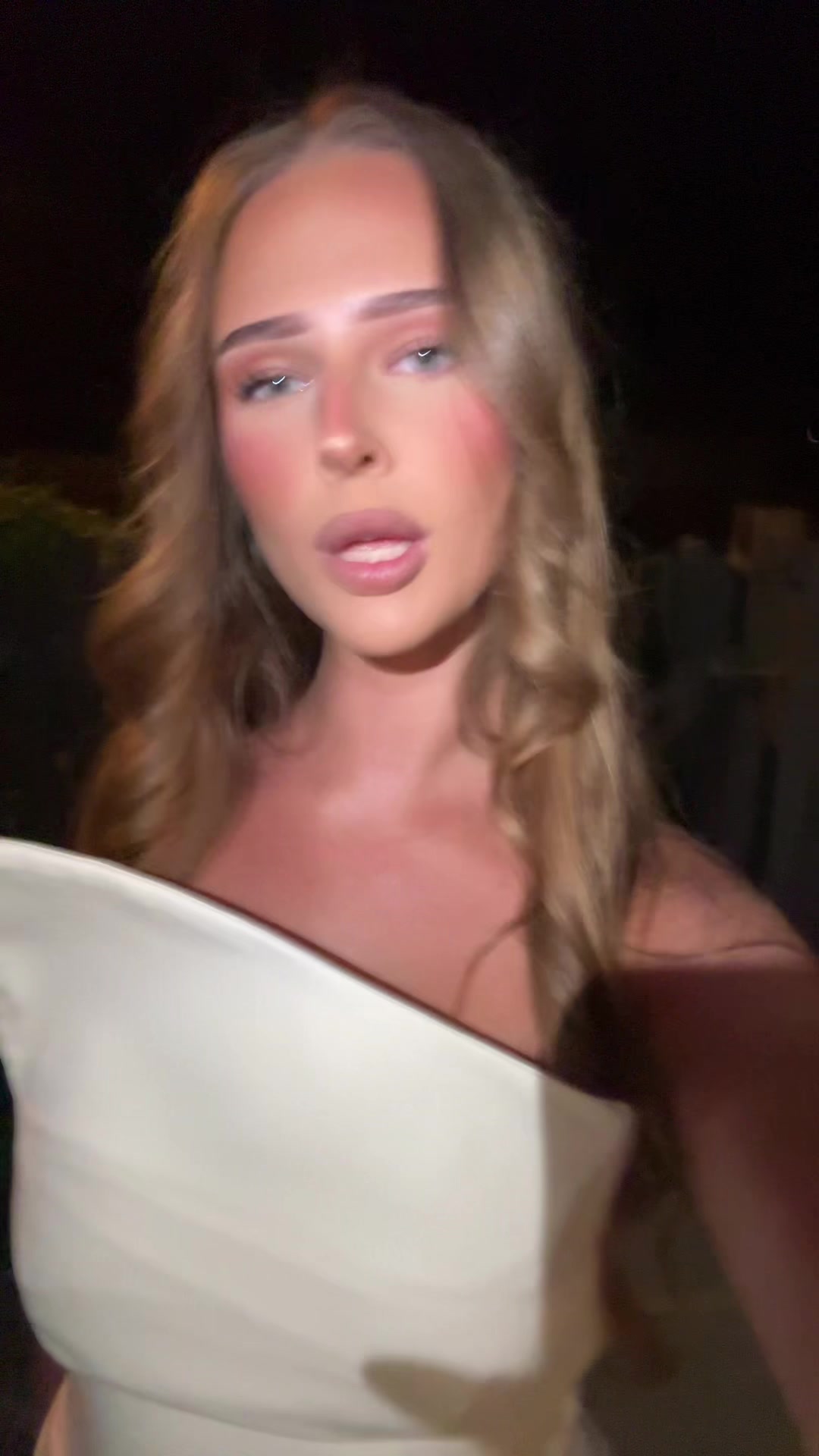 @lauraxoxo