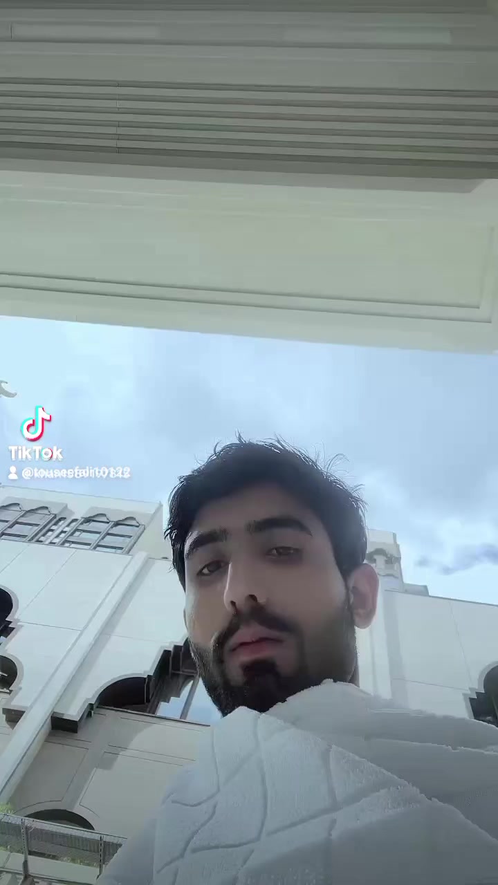 @توصیف احمدصوابی وال302