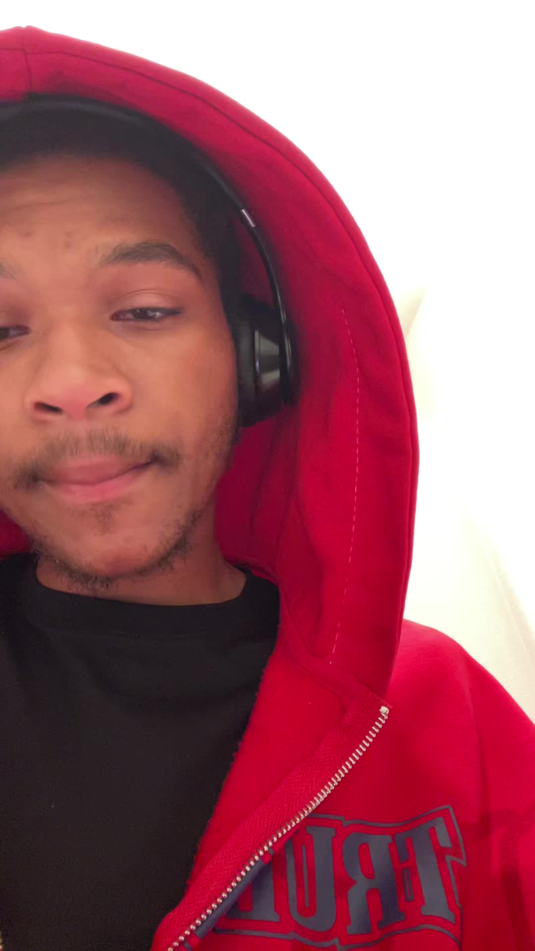 @Bj