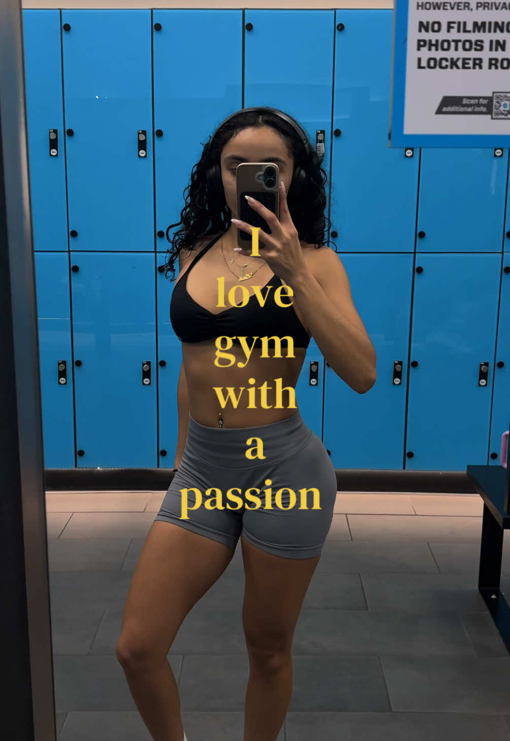 @Lala 🤍