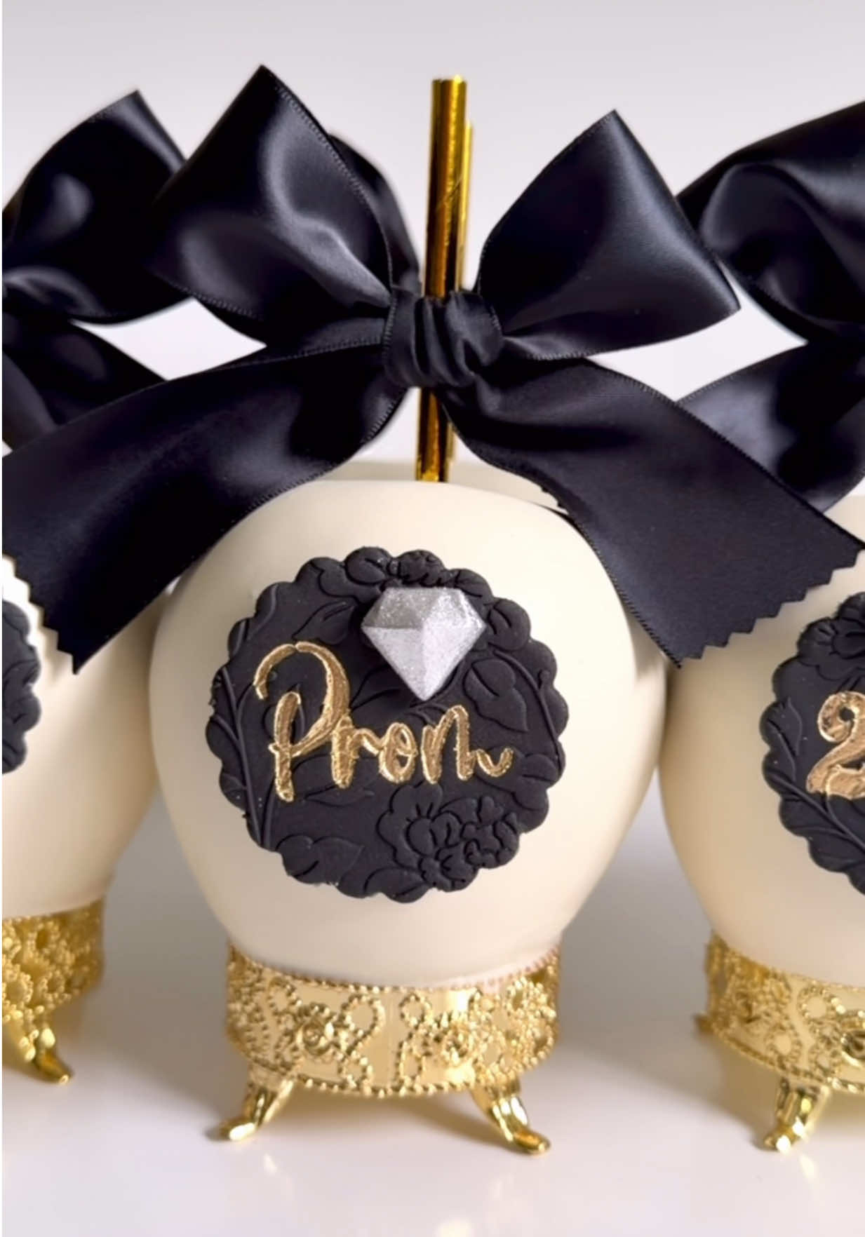 @Camarena CakePops