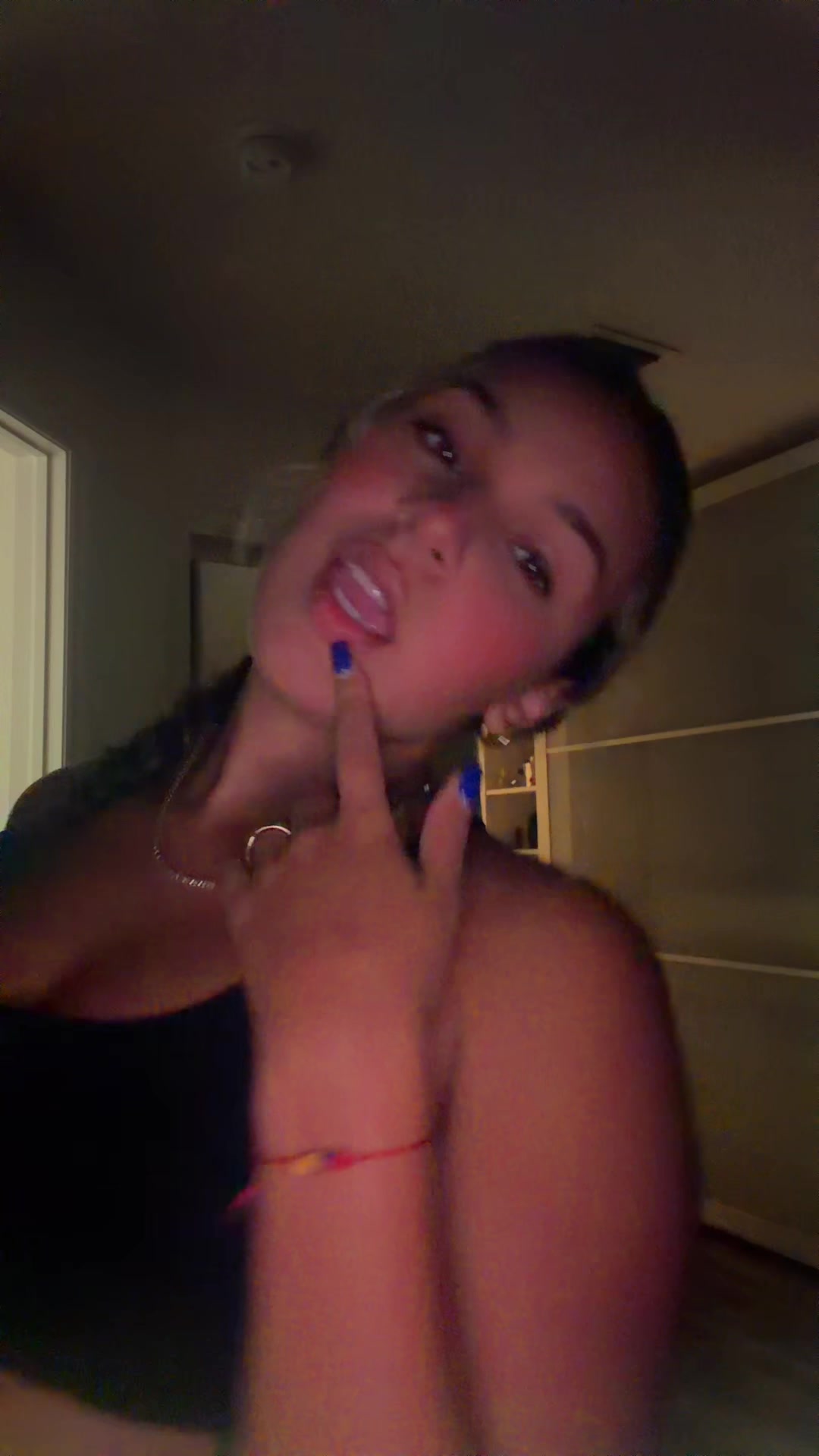 @melowelo