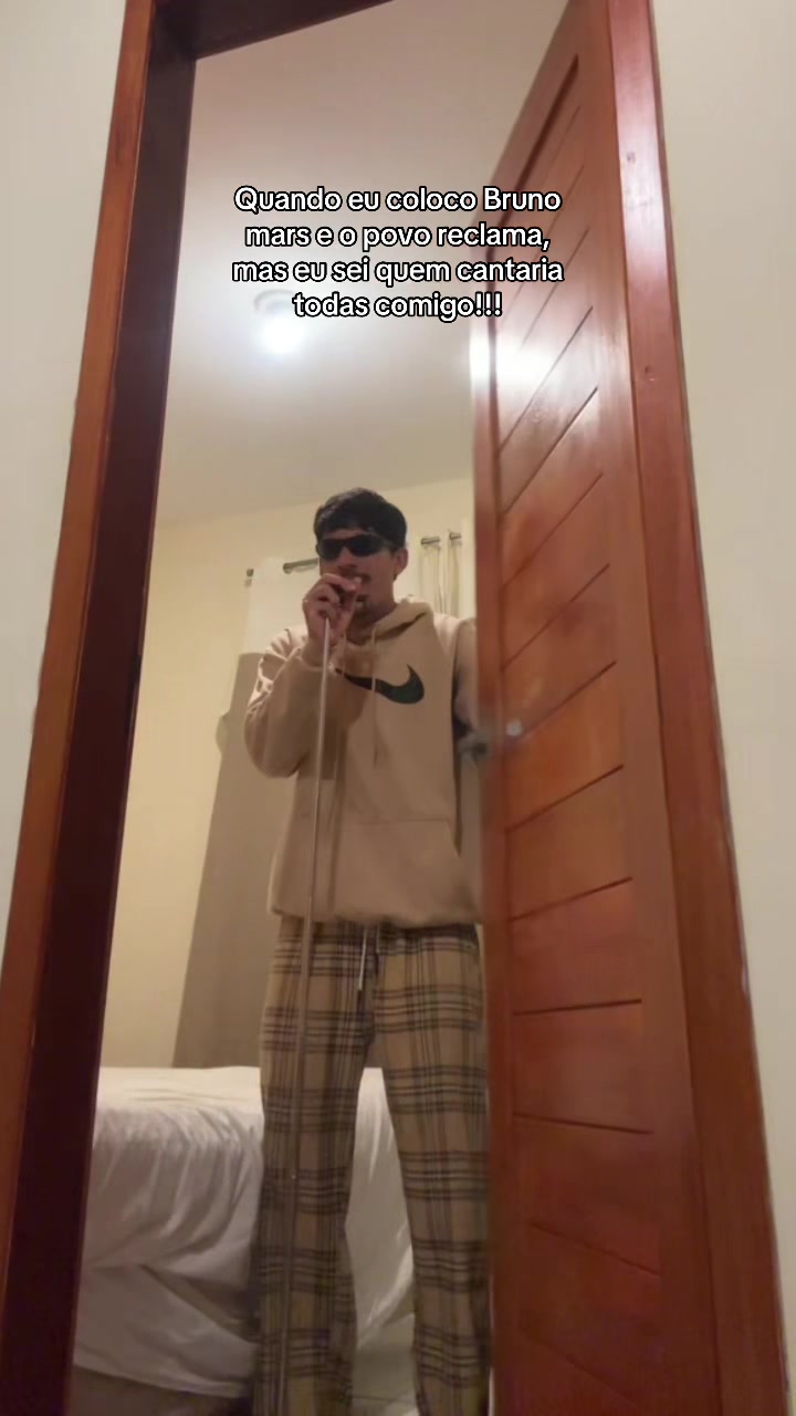 @Nando