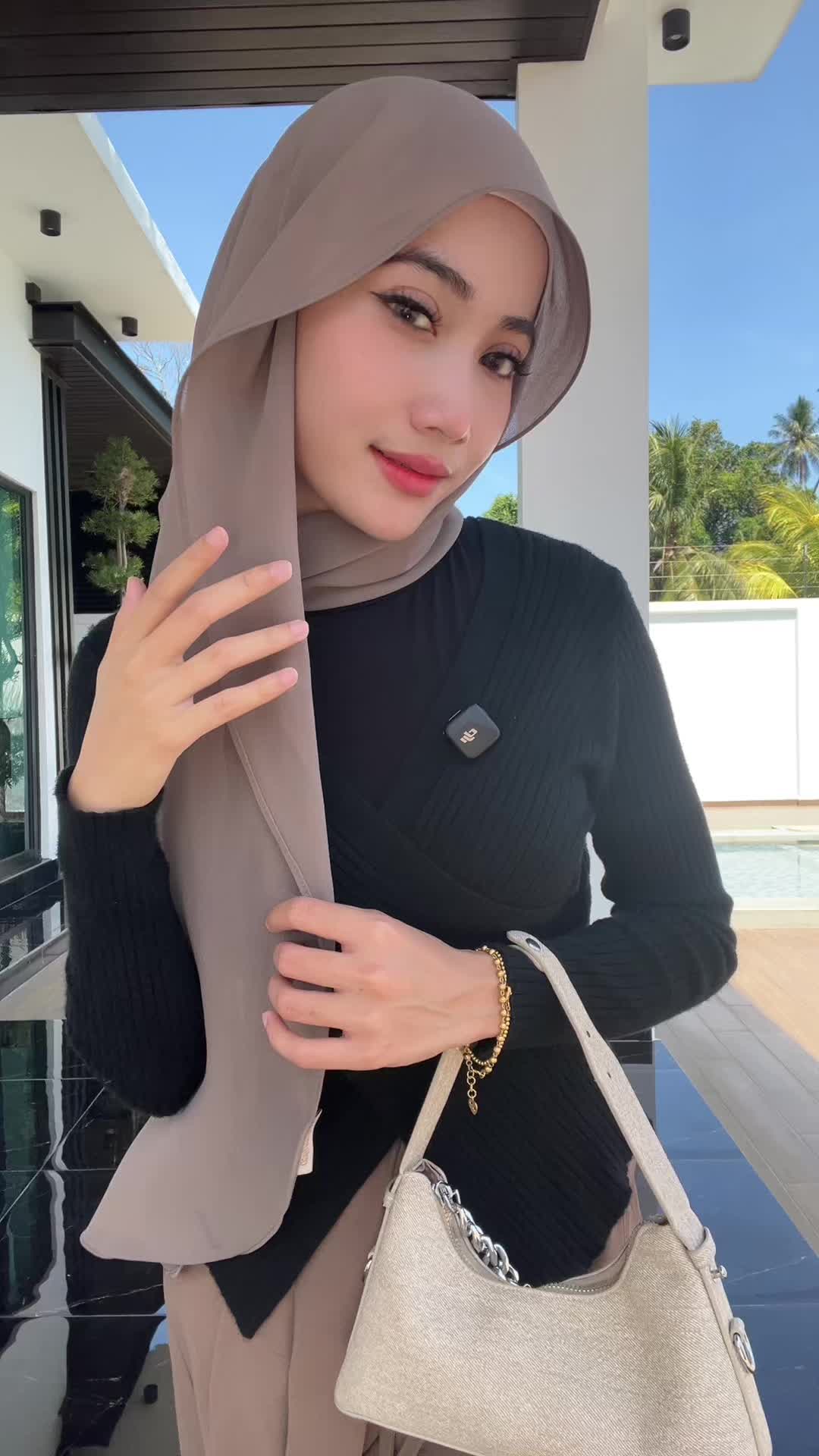 @DANI