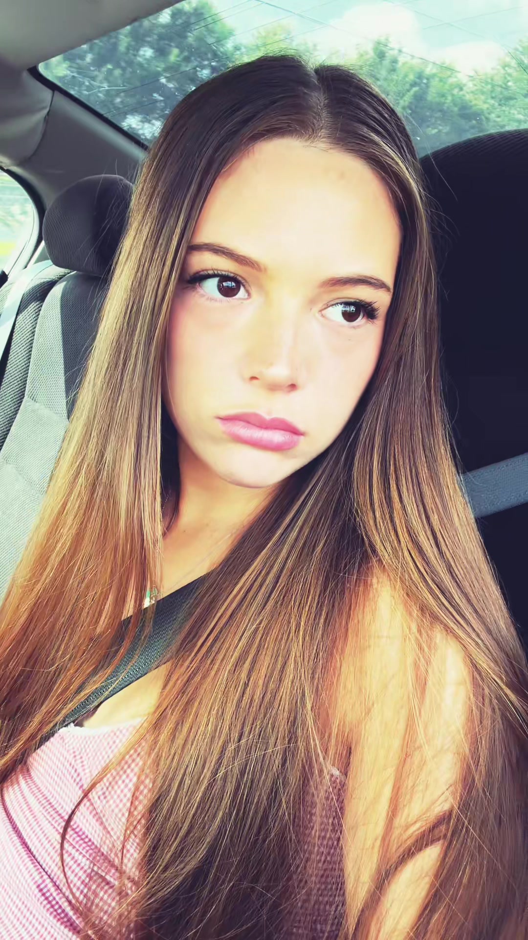 @Raquelly