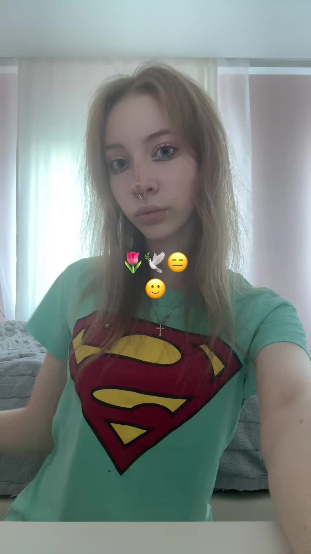 @>_*
