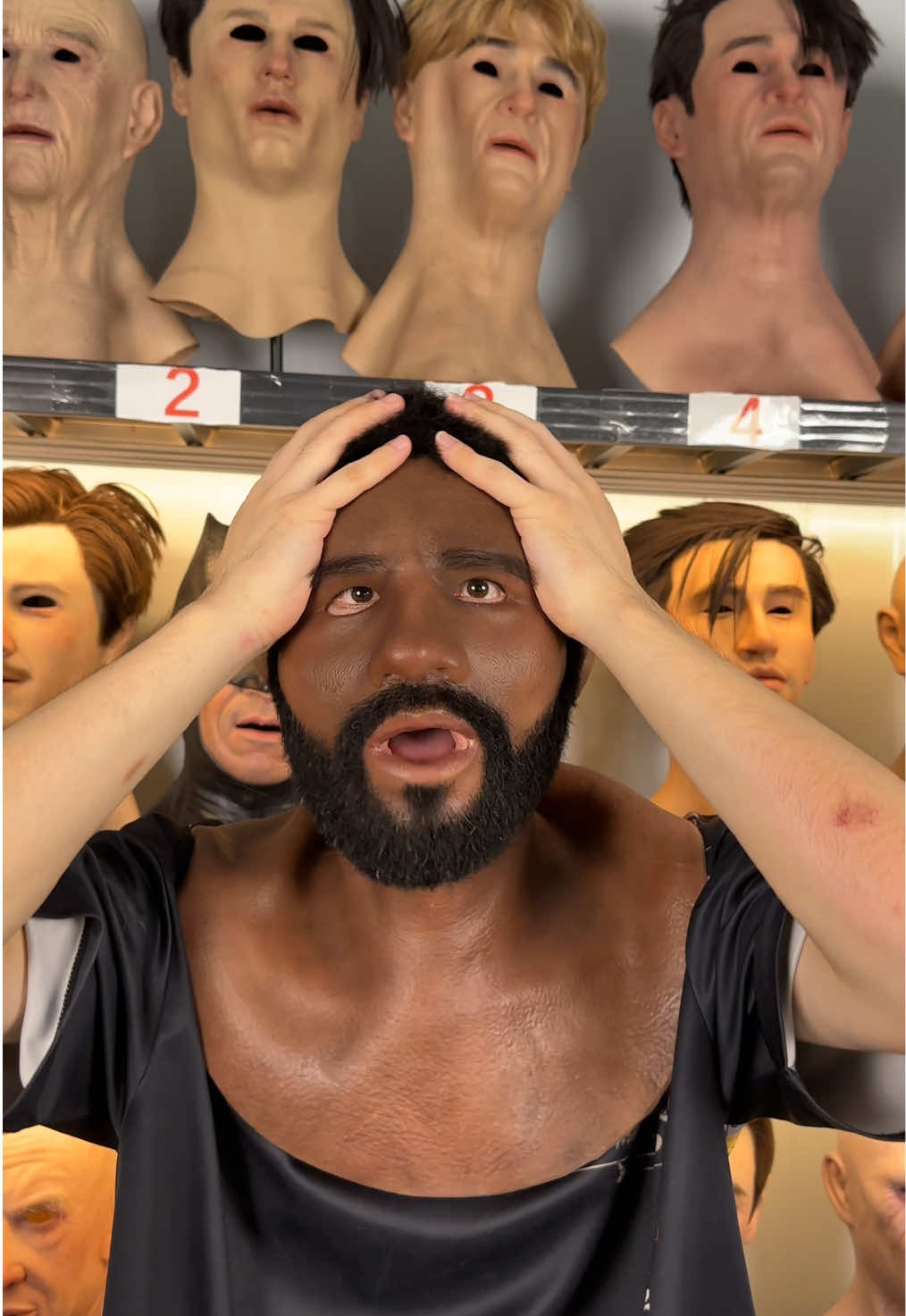 @Lifelikemask