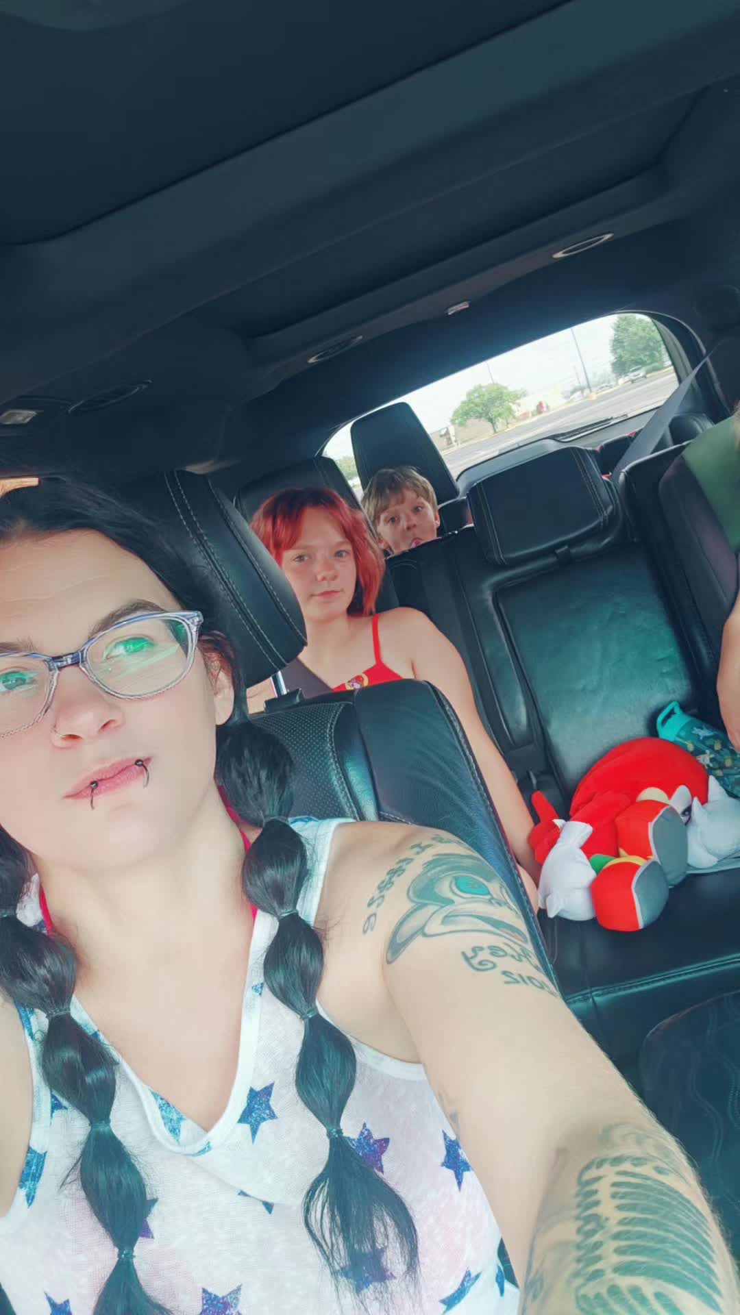 @cbeautynotfunny91!🐙🚙🎙🌽
