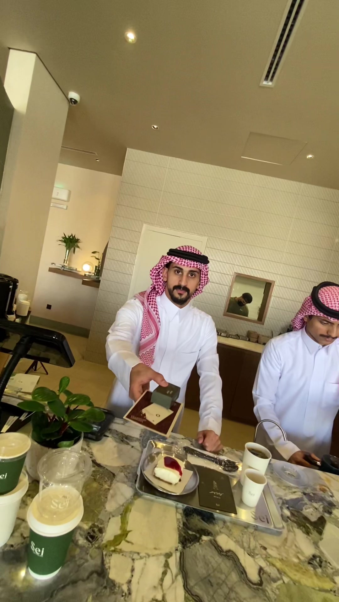 @وين بالرياض ؟