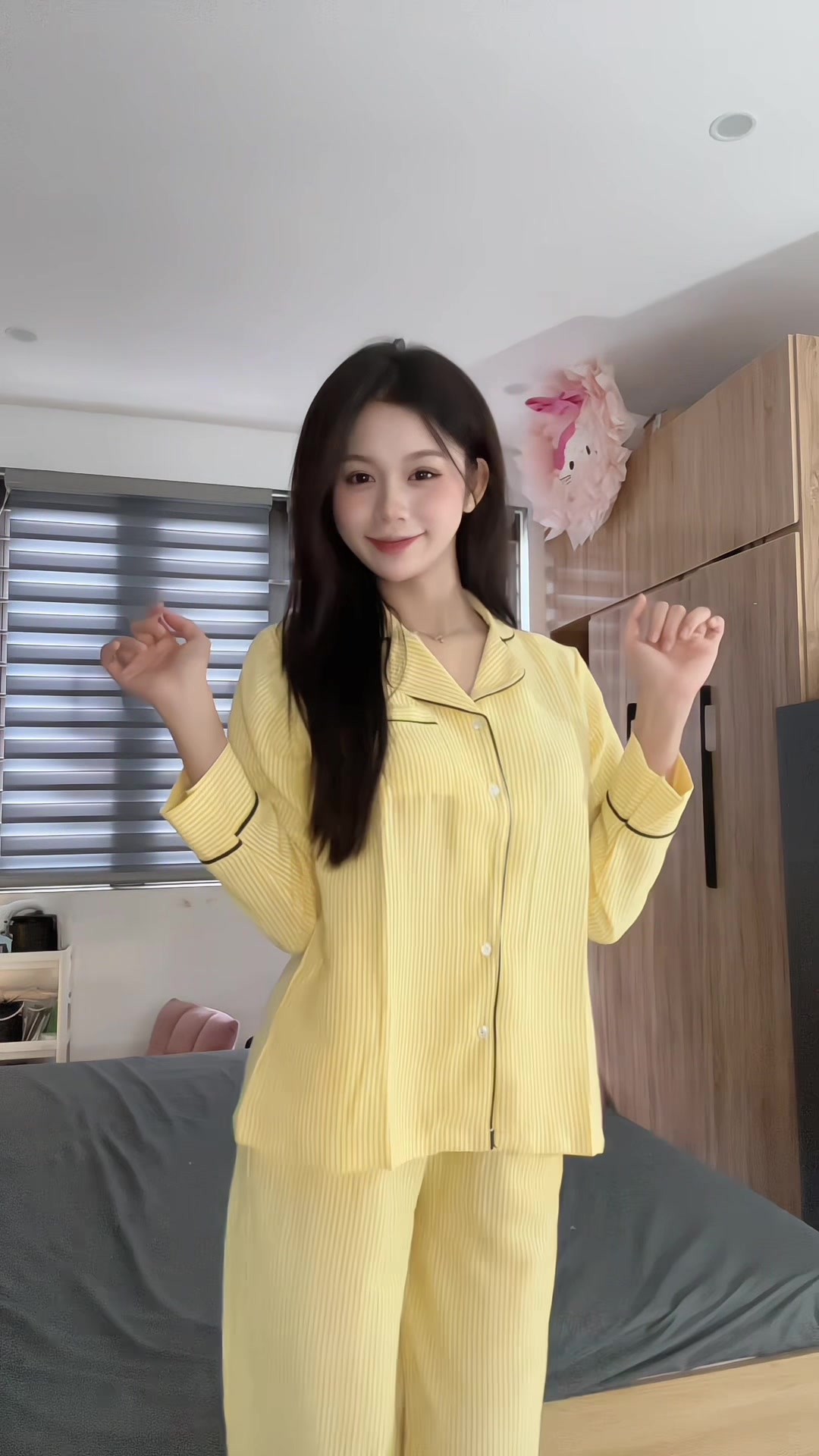 @Trân