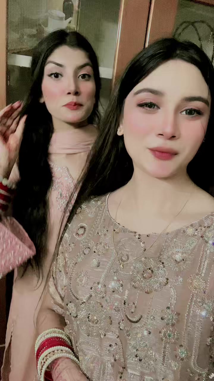 @Emaan🕊️✨