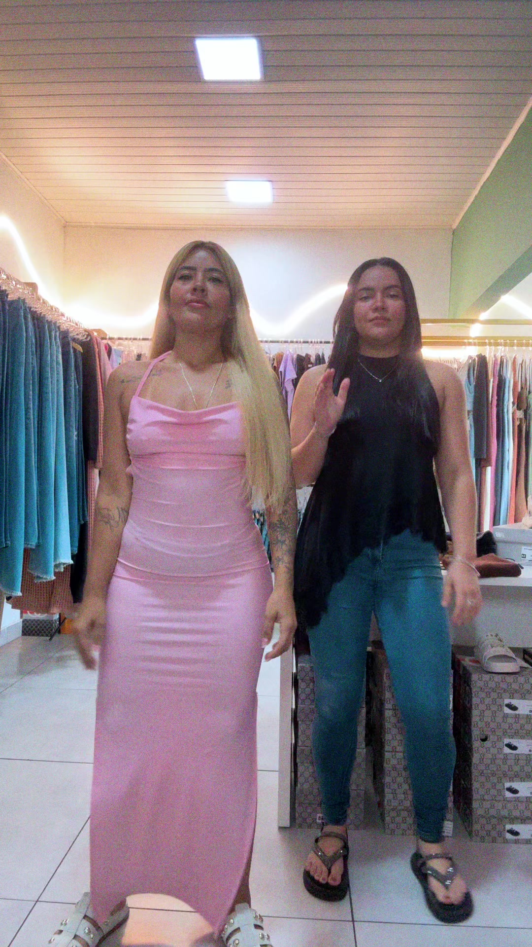 @Tha&iacute;s Priscila