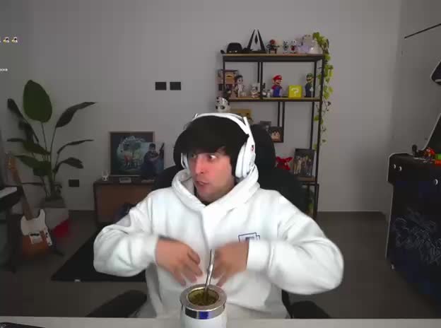 @ZoeXrob