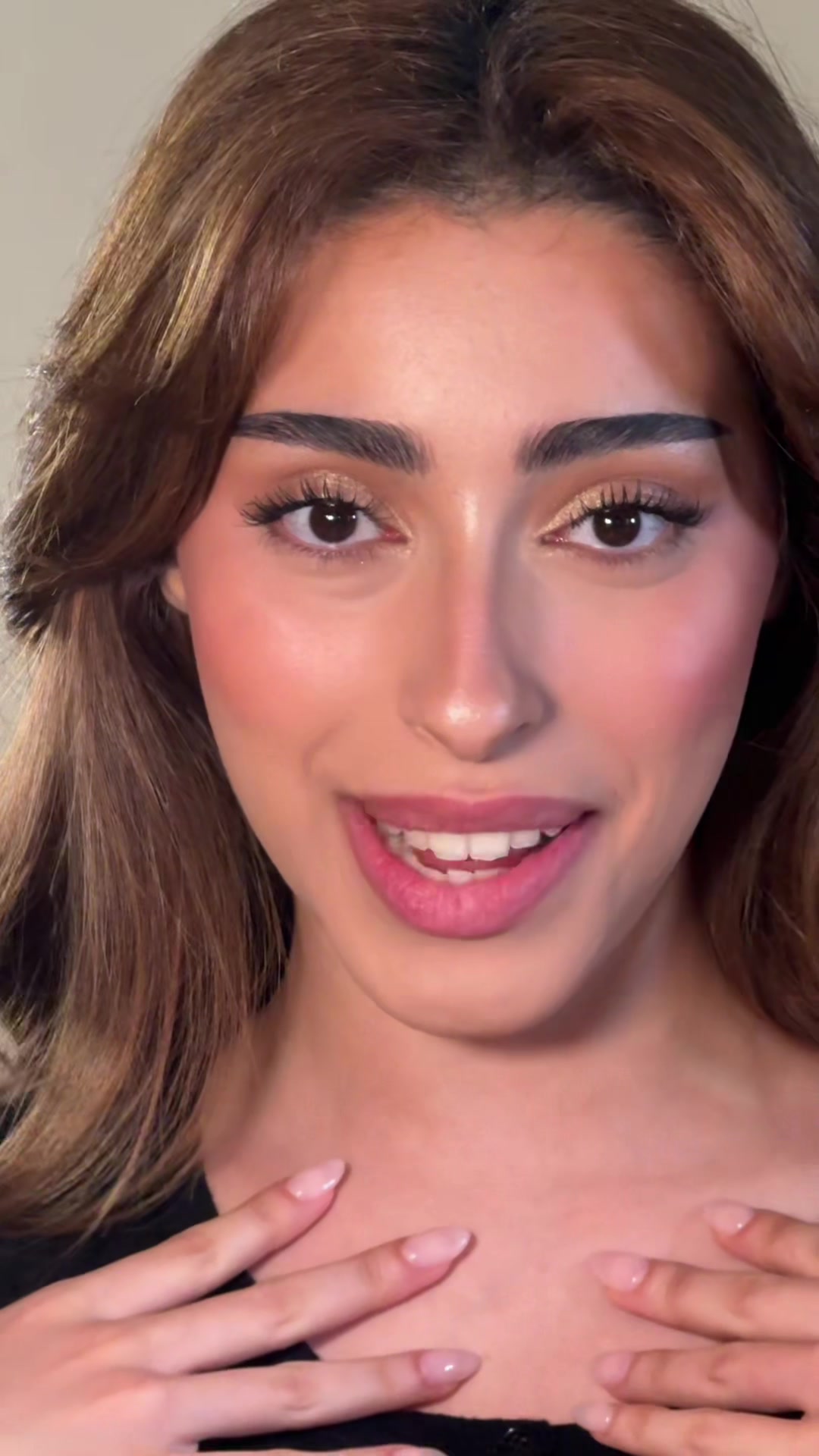 @Bella | بيلا