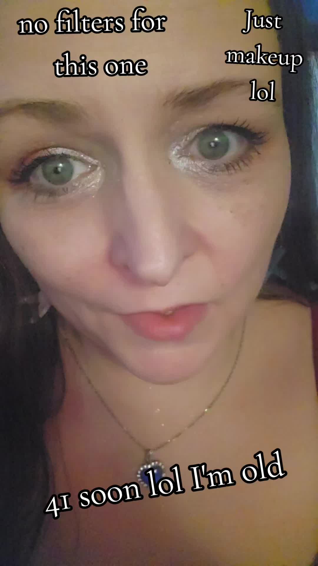 @KimCroft🧸🌹💙🎸🐋🐬🦋😈👻☘️🔥