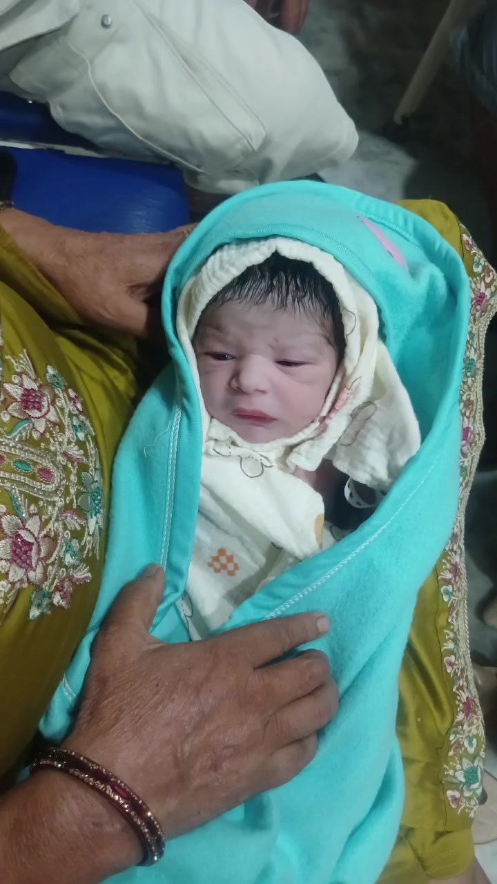 @aarav.aayansh-mom
